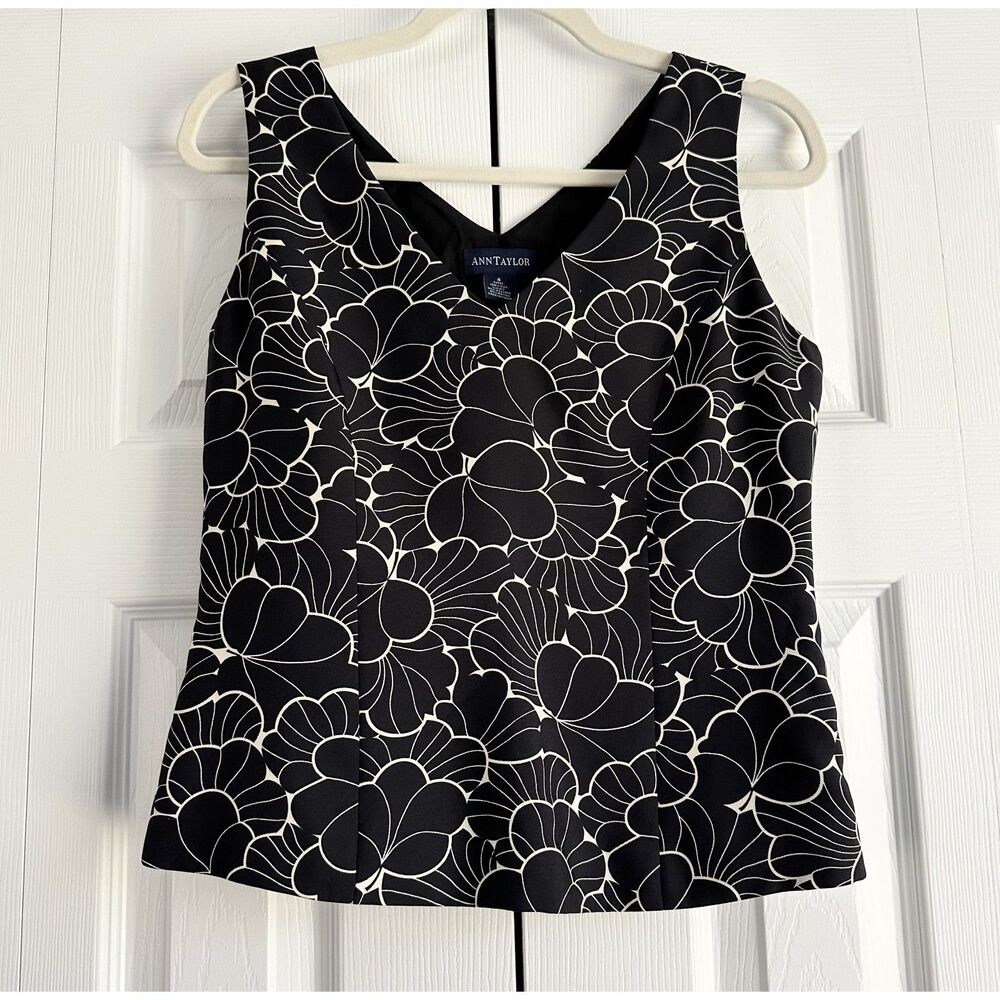 Ann Taylor 100% Silk Sleeveless Top Size 4 Black Cream Side Zip